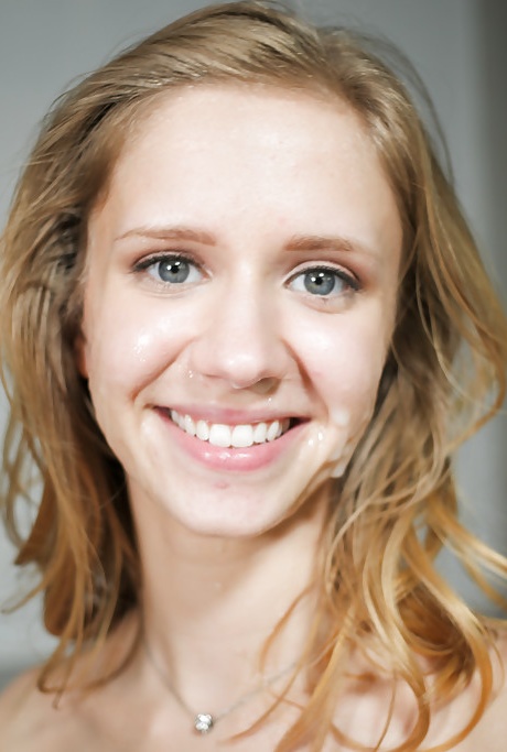 Подросток-любитель Рэйчел Джеймс отсасывает группе мускулистых мужчин 16