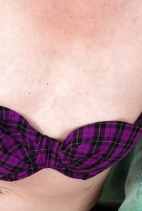 Пленительная зрелая женщина-любитель София Мэтьюз-знойная сучка 9