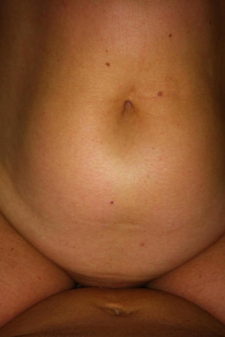 Грудастая любительница постарше Блисс раздвигает свою покрытую спермой киску во время действия от первого лица 8