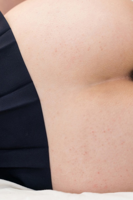 Пышная японская школьница занимается болезненным анальным сексом со своим похотливым учителем 16