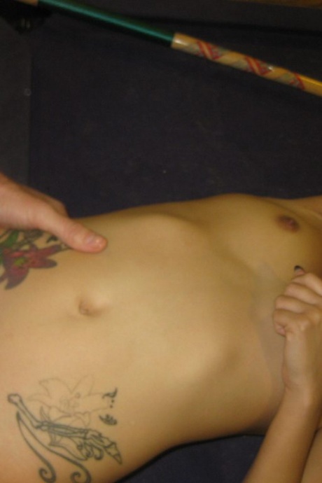 Татуированная бывшая девушка Зои и ее бывший любовник снимают домашнее секс-видео 5