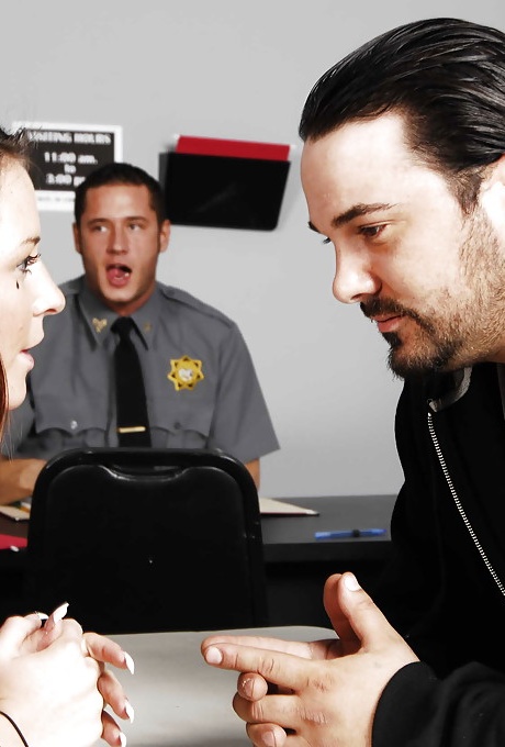 Потрясающую азиатскую жену Асу Акиру изнасиловали офицеры в тюрьме 3